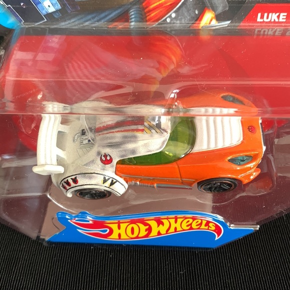 2014 Mattel Hot Wheels Disney Star Wars Luke Skywalker Car - Picture 4 of 16